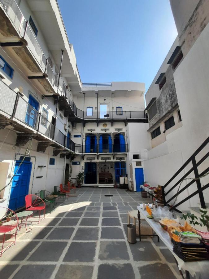 Madan Mohan Homestay *